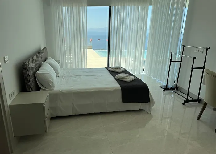 Lodos Villa