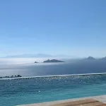 فيلة Lodos *